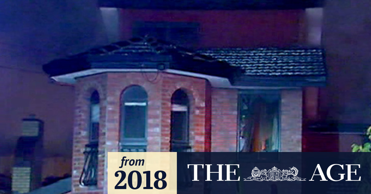 Video Woman dies in Melbourne house fire